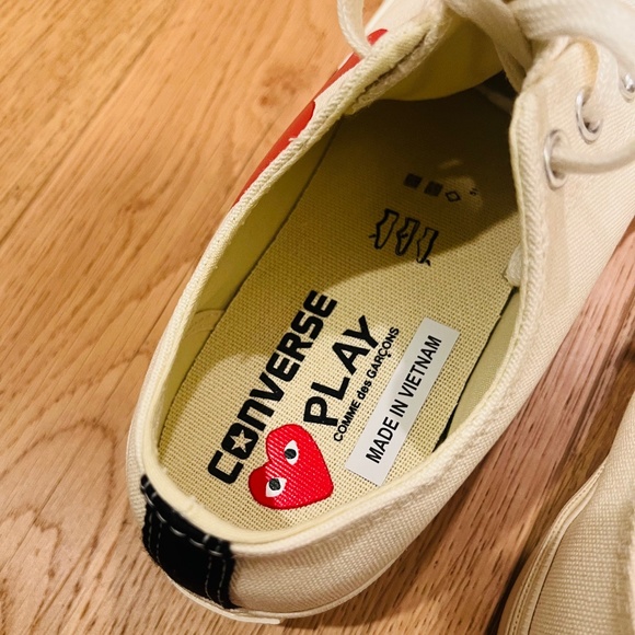 Comme des Garçons Play X Converse Lace-Up Sneakers - Picture 8 of 12